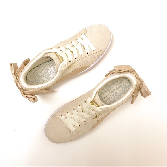 puma suede bow varsity women's sneakers